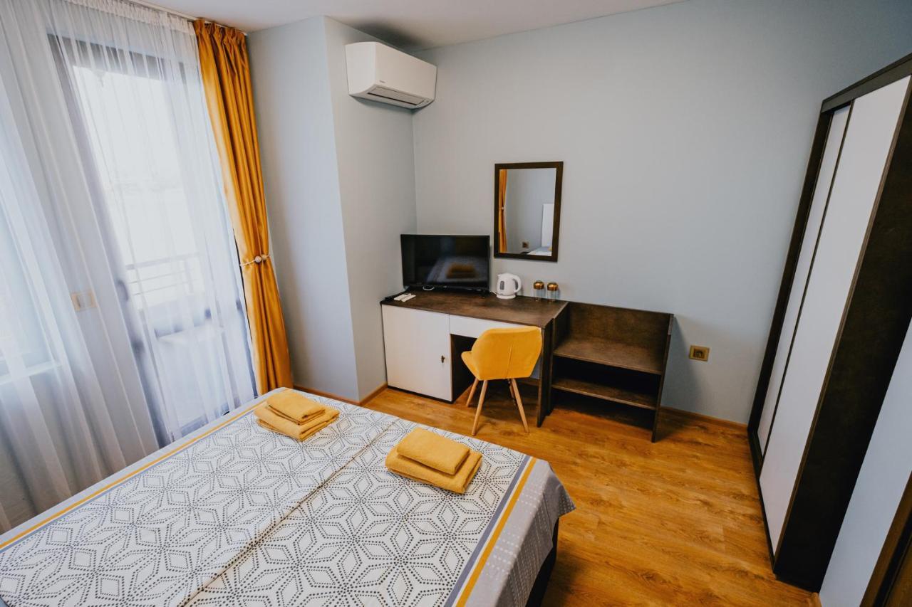 Miletia Suites Sozopol Bagian luar foto