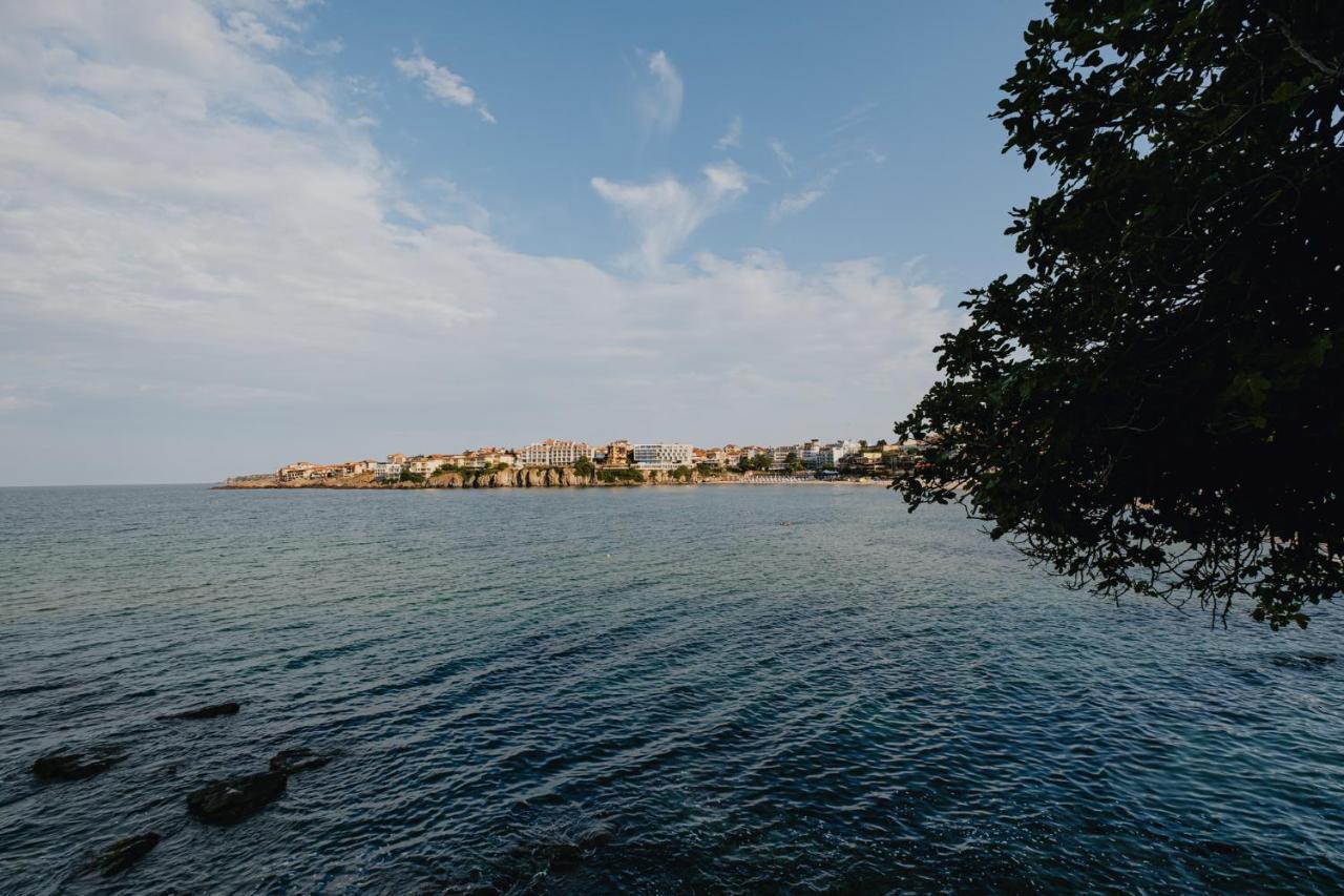 Miletia Suites Sozopol Bagian luar foto