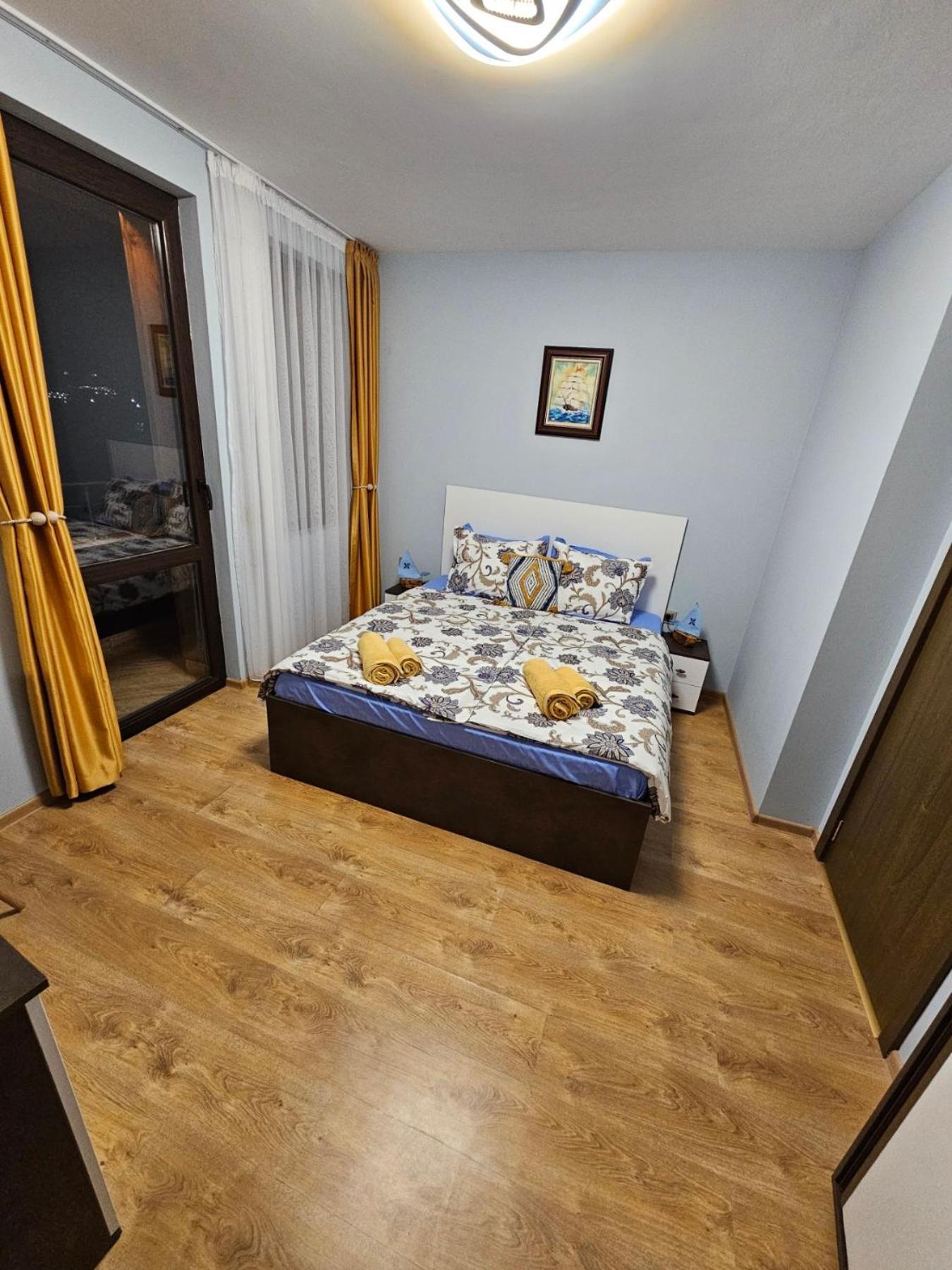 Miletia Suites Sozopol Bagian luar foto